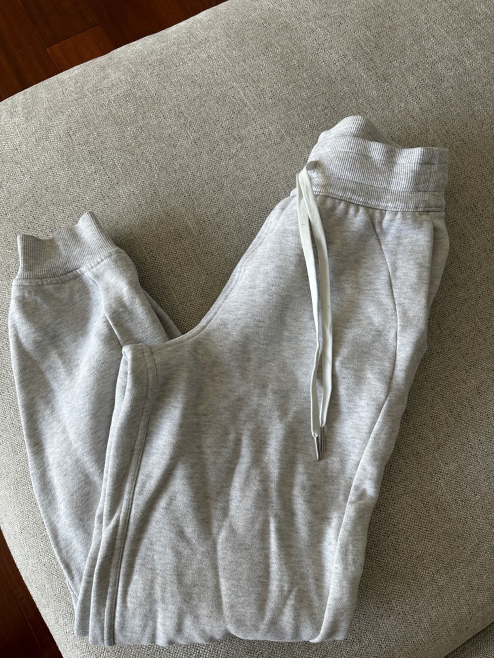 Lululemon scuba jogger gray